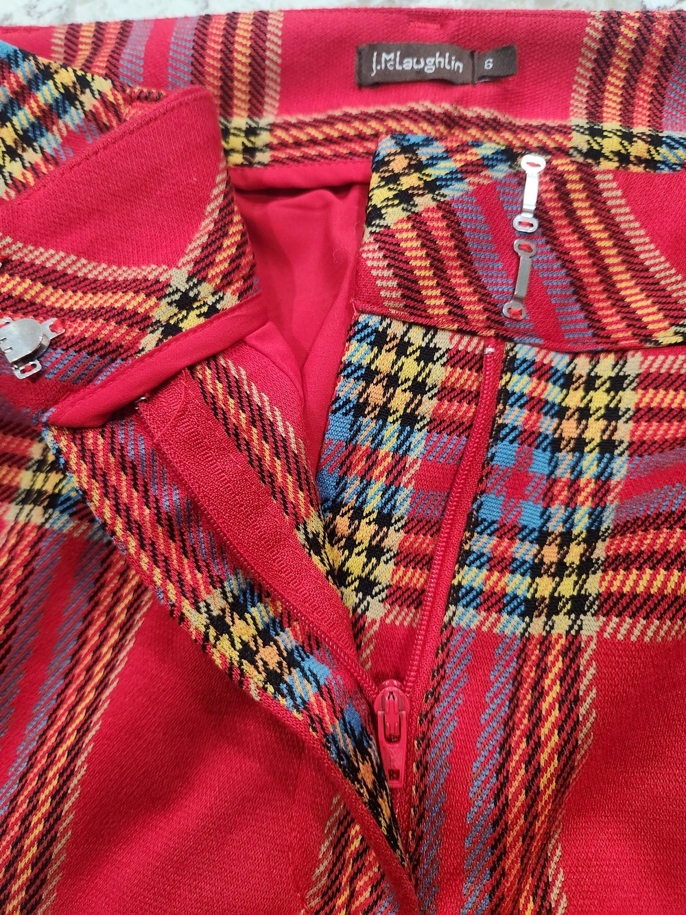 J.McLaughlin Hattie Pants Women's Plaid Jacquard Red Black Yellow Size 6 - Picture 7 of 11